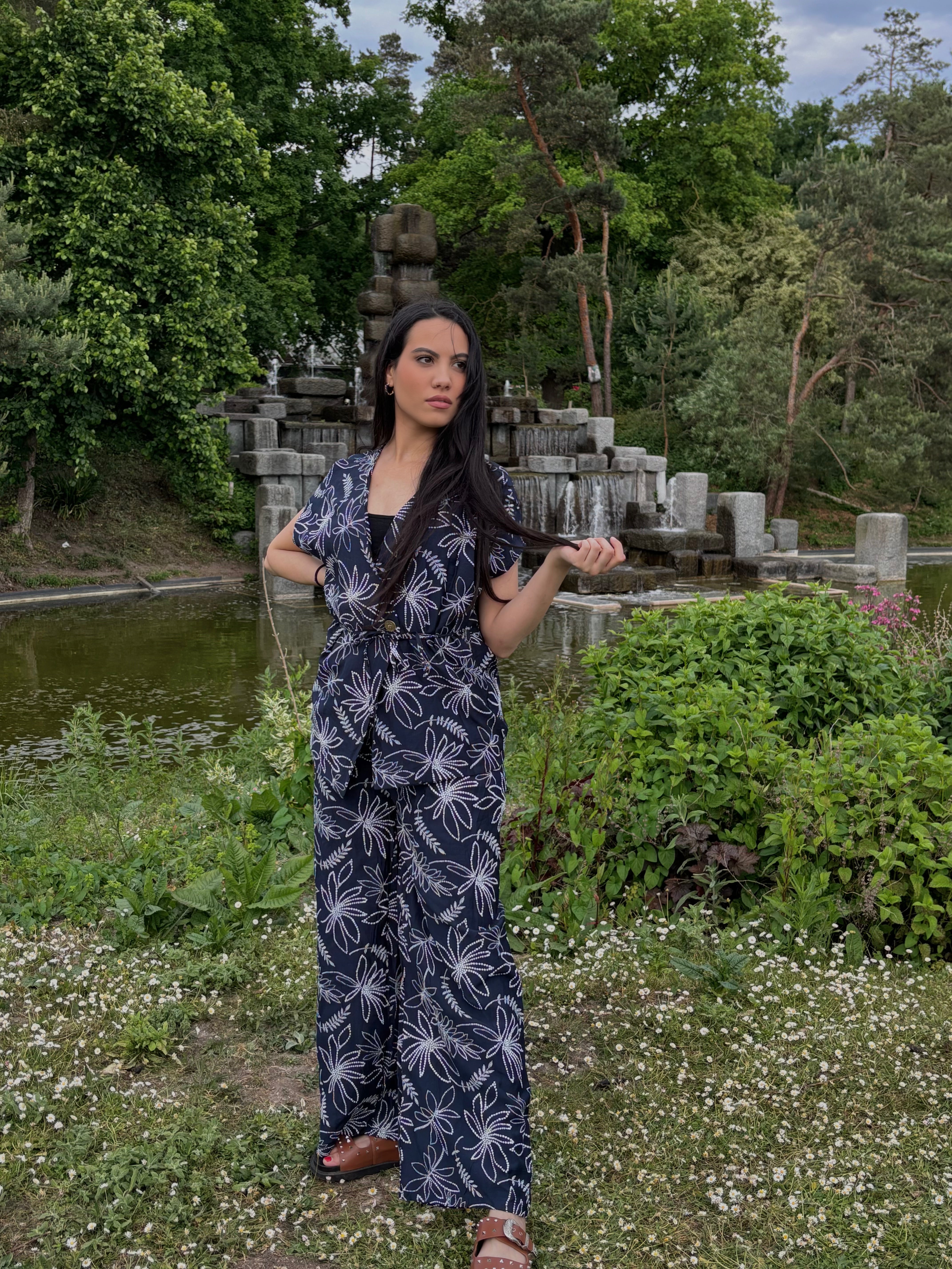 Ensemble Brodé Bleu Marine